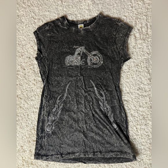 Women’s Size Medium Tattoo Tattoo By Free Spirit Tee - Picture 1 of 5